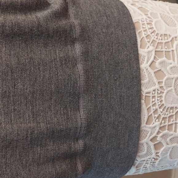 ATHLETA S Canyon Long Sleeve Thumbhole Pullover Striped Sleeve Sweater - Picture 7 of 14